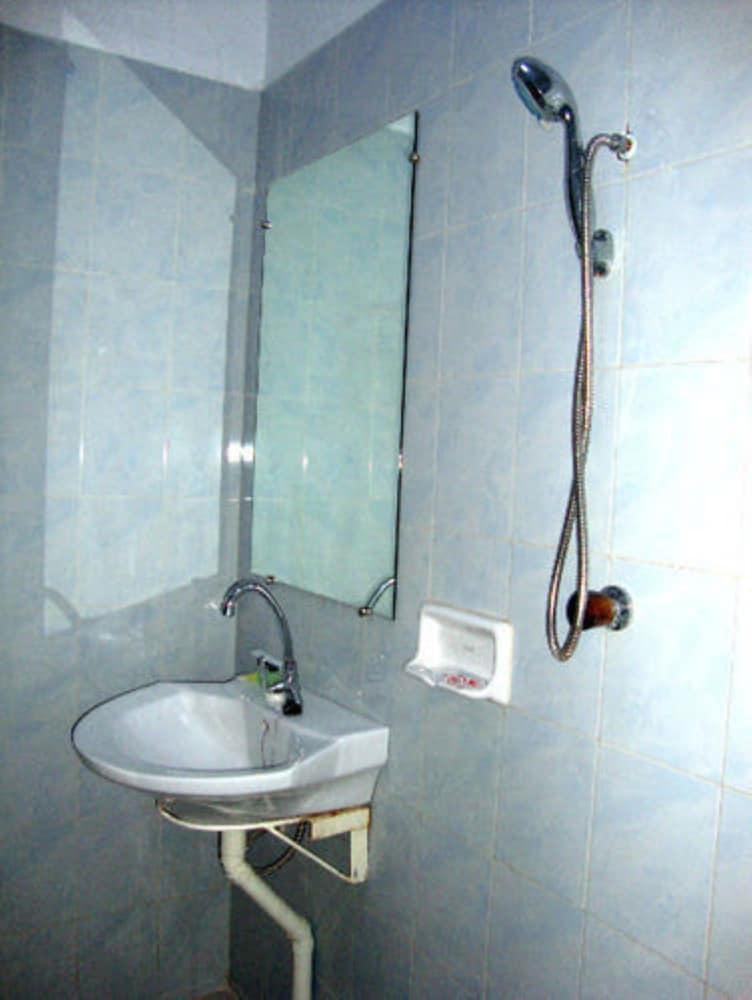 Aung Tha Pyay Hotel 3 Yangon Eksteriør bilde