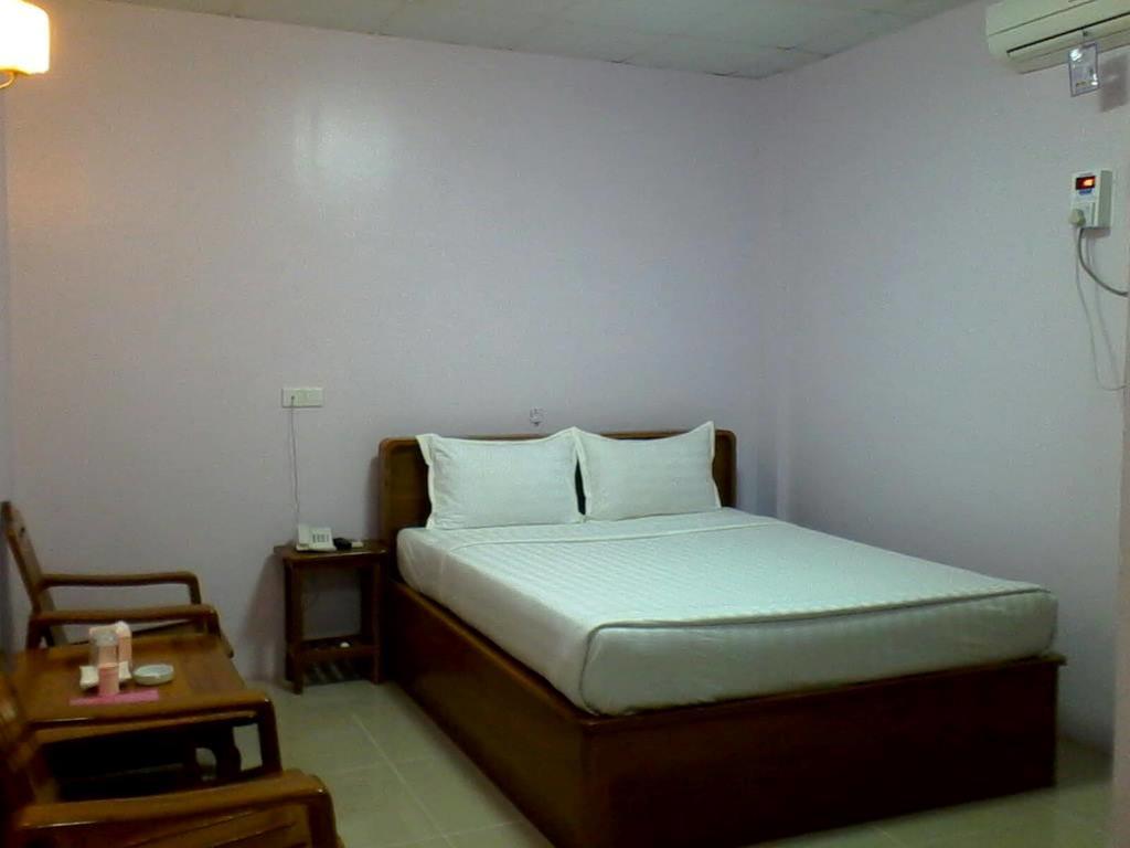 Aung Tha Pyay Hotel 3 Yangon Rom bilde